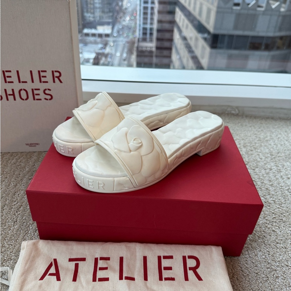 Valentino Garavani White Sandals Atelier Rose Size:39